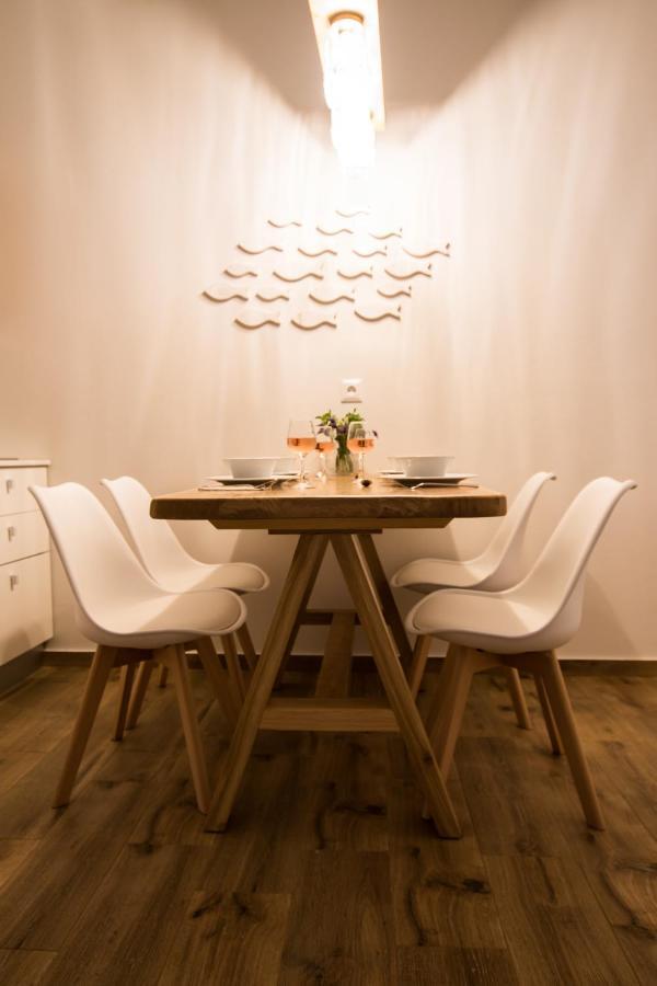 Theros Luxury Villas Damatria ภายนอก รูปภาพ