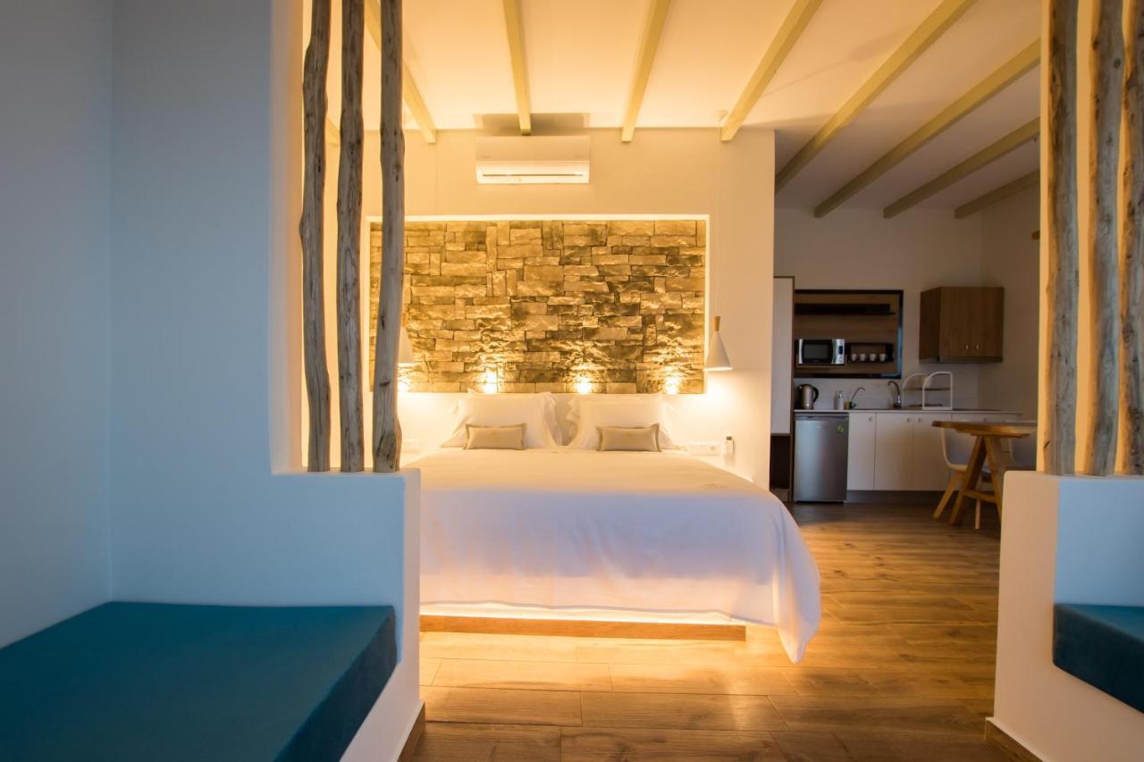 Theros Luxury Villas Damatria ภายนอก รูปภาพ